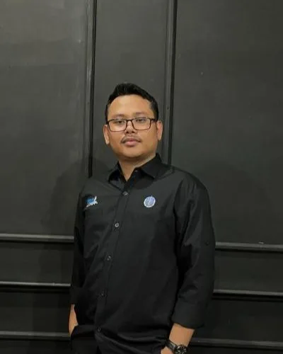 M. Aries Taufiq, S.Pd., M.Pd.