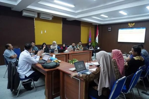 Telaah Kurikulum bersama Prof. Soni Mirizon, M.A., Ed.D