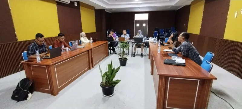 Rapat Pembahasan Kurikulum dan Silabus