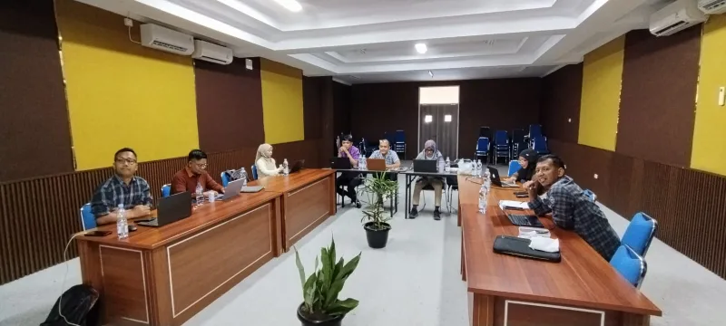 Rapat Pembahasan Kurikulum dan Silabus